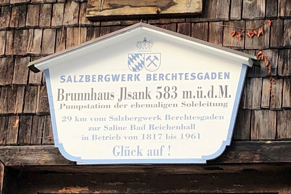 Infotafel vom Salzbergwerk Berchtesgaden über Pumpstation Brunnhaus llsank