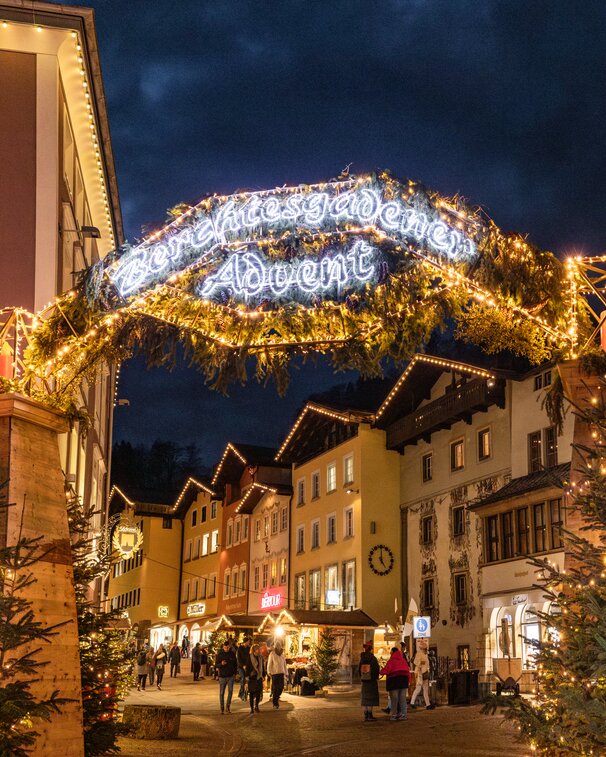 Beleuchtetes Eingangsportal zum Berchtesgadener Advent | © Berchtesgadener Advent GmbH